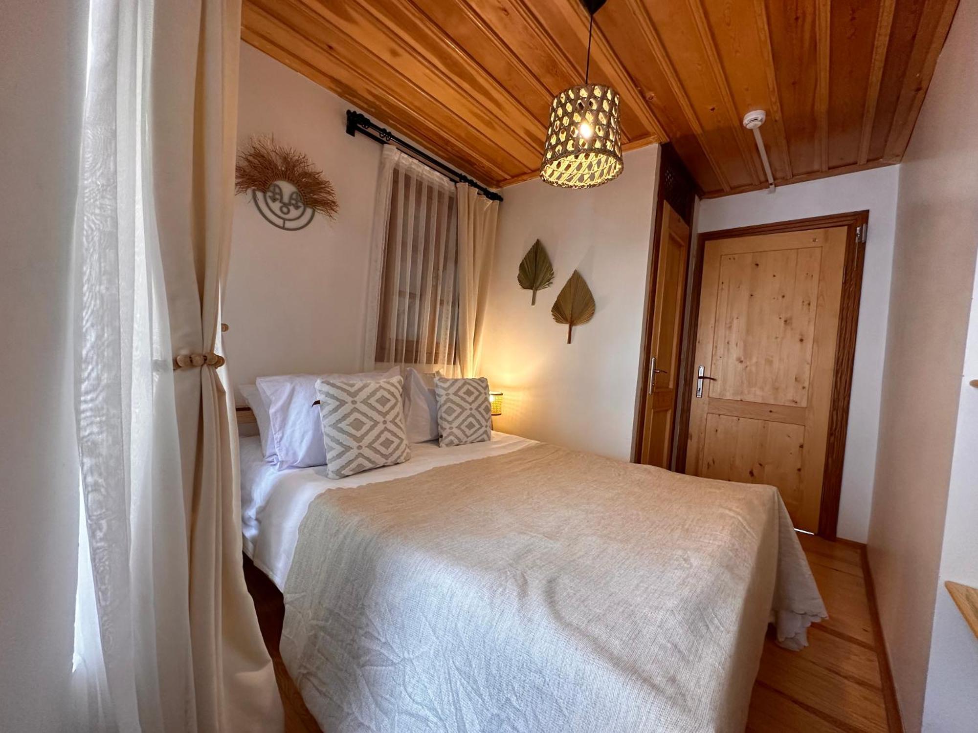 Hanole Guest House Ayvalı المظهر الخارجي الصورة