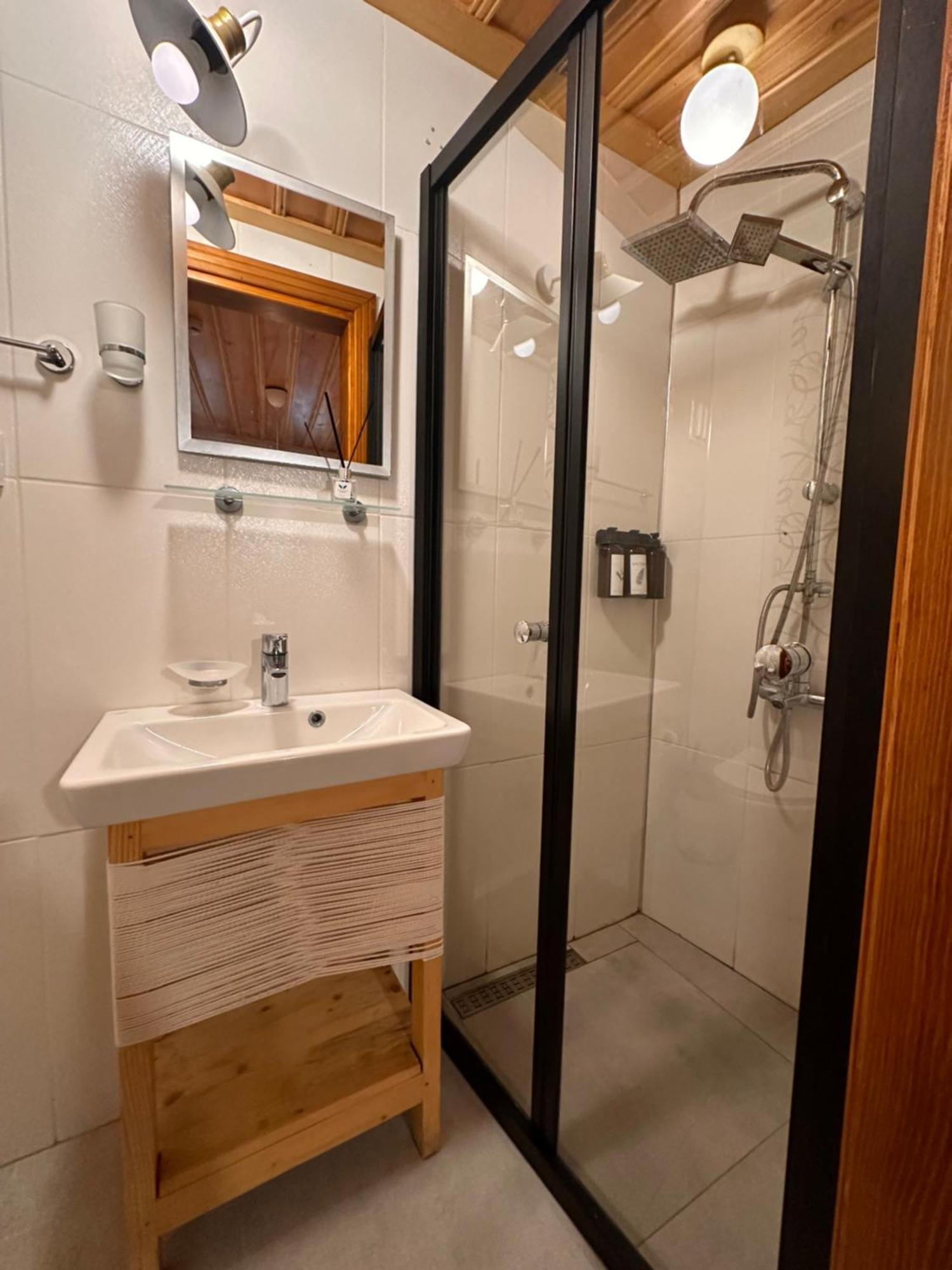 Hanole Guest House Ayvalı المظهر الخارجي الصورة