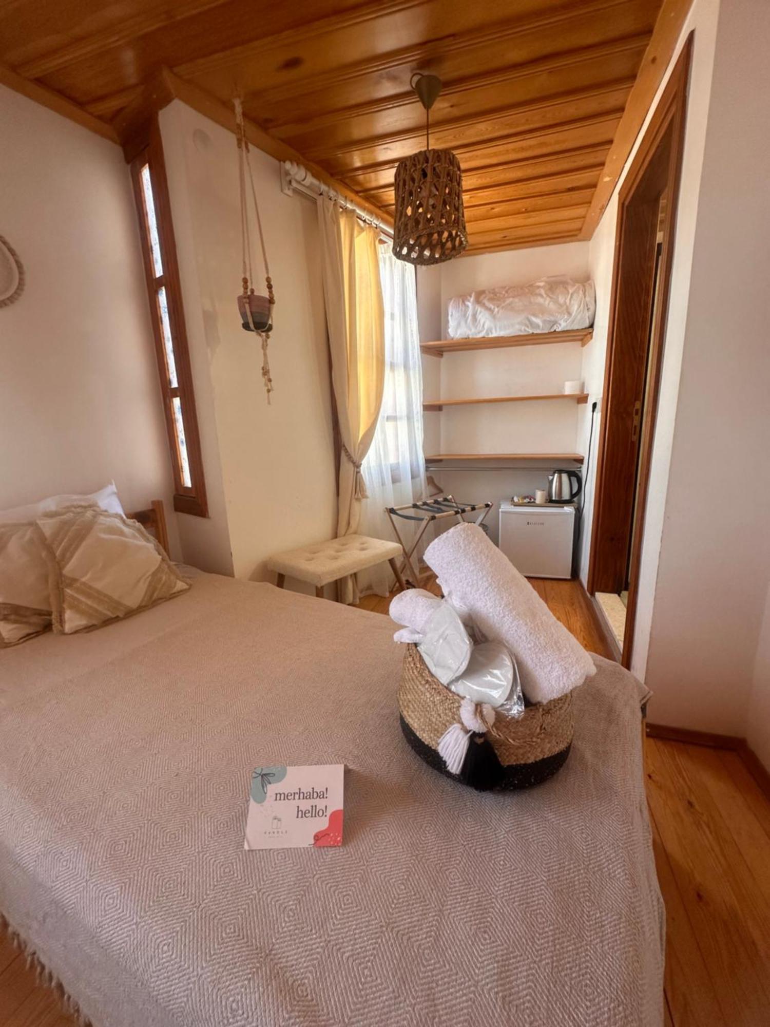 Hanole Guest House Ayvalı المظهر الخارجي الصورة