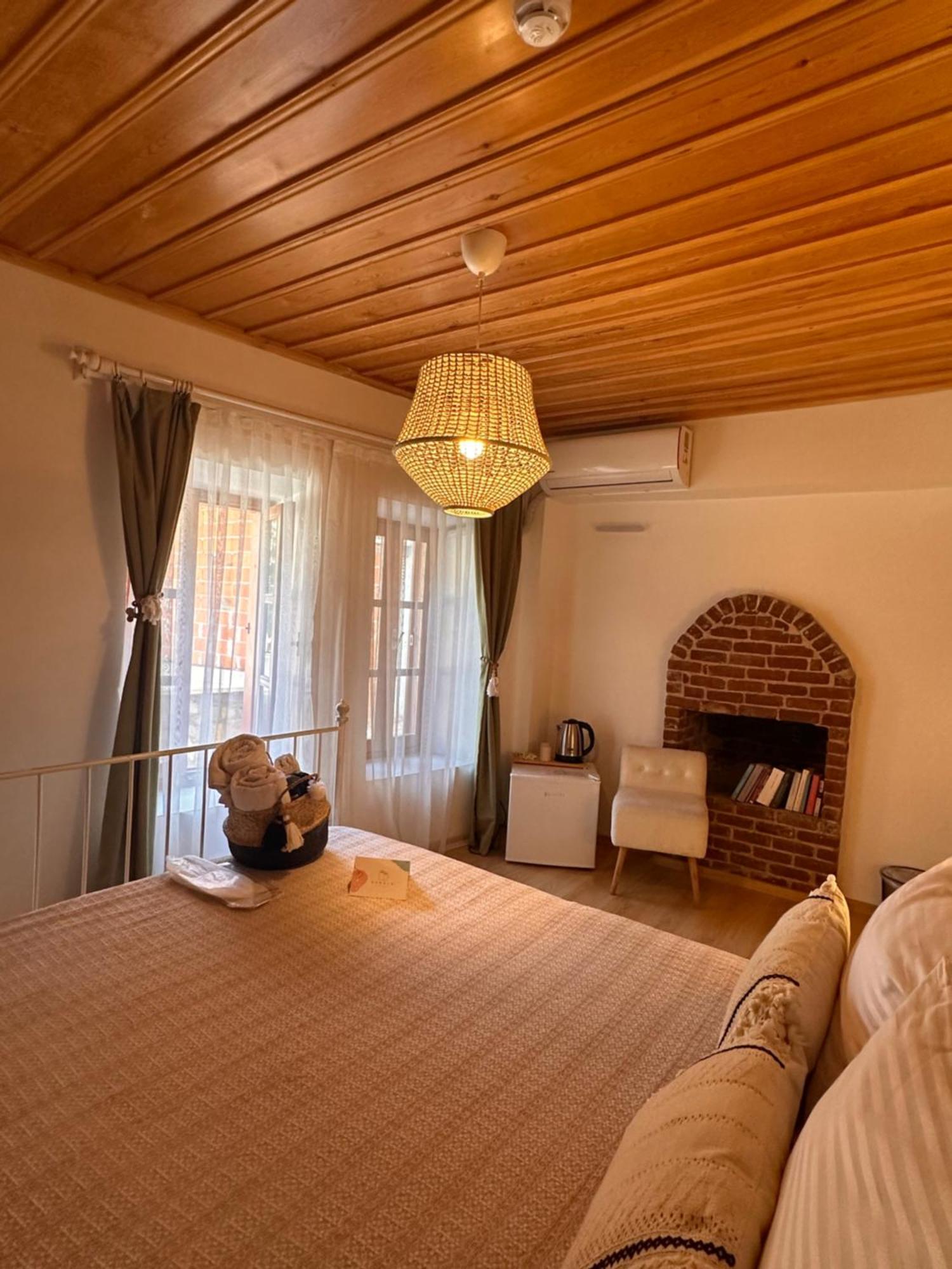 Hanole Guest House Ayvalı المظهر الخارجي الصورة